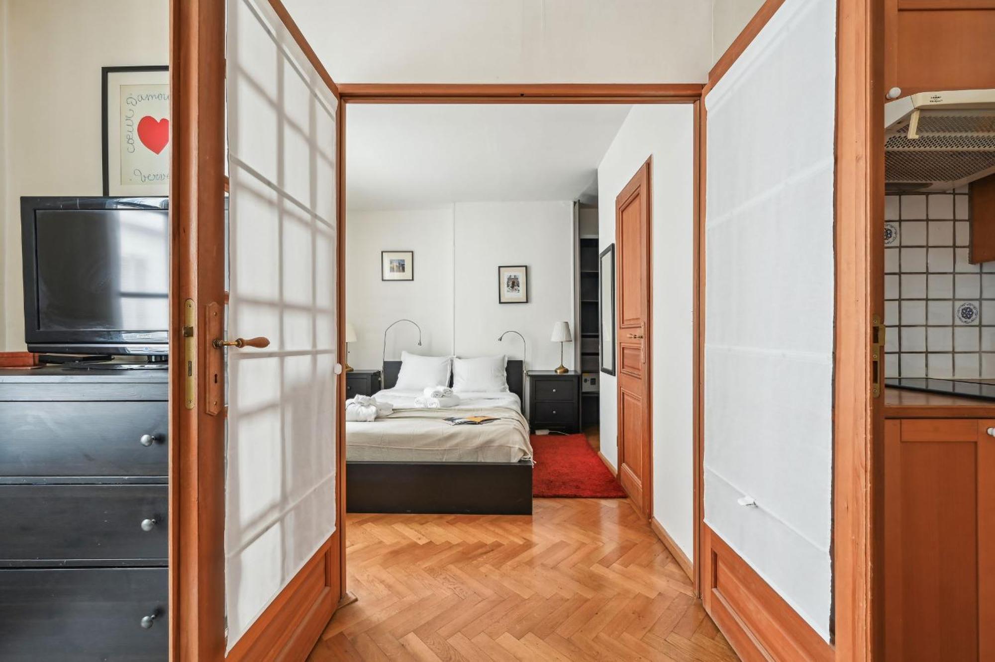 Eiffel Tower & Hotel Des Invalides - 1Br - Cityapartmentstay París Exterior foto